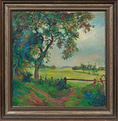un tableau représentant un champ avec des arbres et une clôture au premier plan