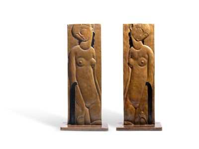 une paire de serre-livres Art déco représentant une femme et un homme