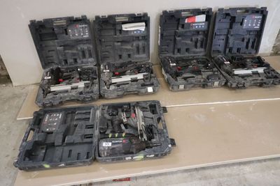 de nombreux types d'équipements électroniques dans ce cas