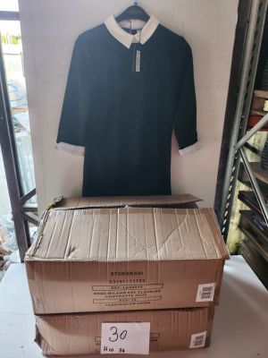 Lot de 36 robes Milano col Claudine , marque LA CITY , taill…