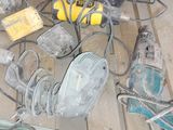 a lot of tools that are laying on the floor