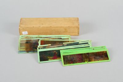Plaques en verre pour lanterne magique, dans un coffret simp…