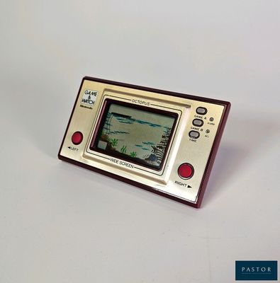 a small electronic device that is sitting on a table
