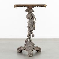 Console italienne ornée d'un putto, en bois sculpté et patin… (photo 3)