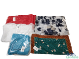 quatre types de vêtements différents sur fond blanc