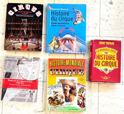 EDITIONS JULLIARD, PRIVAT - Lot de 5 livres sur l'histoire d…