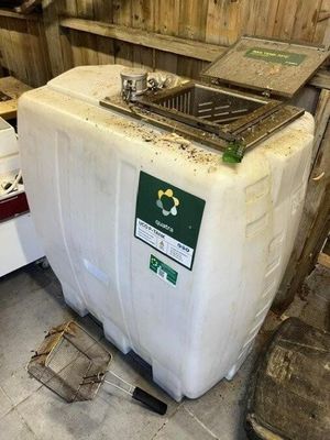 an image of a kitchen with a stove and a washing machine
