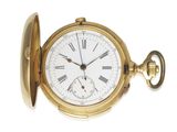 une montre de poche en or avec des chiffres romains