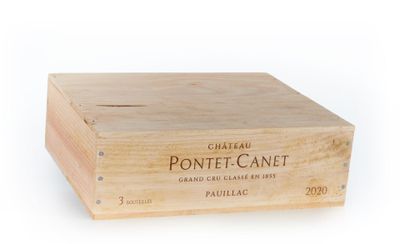 the wooden box is empty and ready to be filled with wine