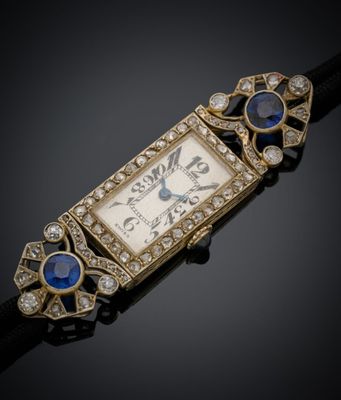 une montre Art déco sertie de saphirs et de diamants