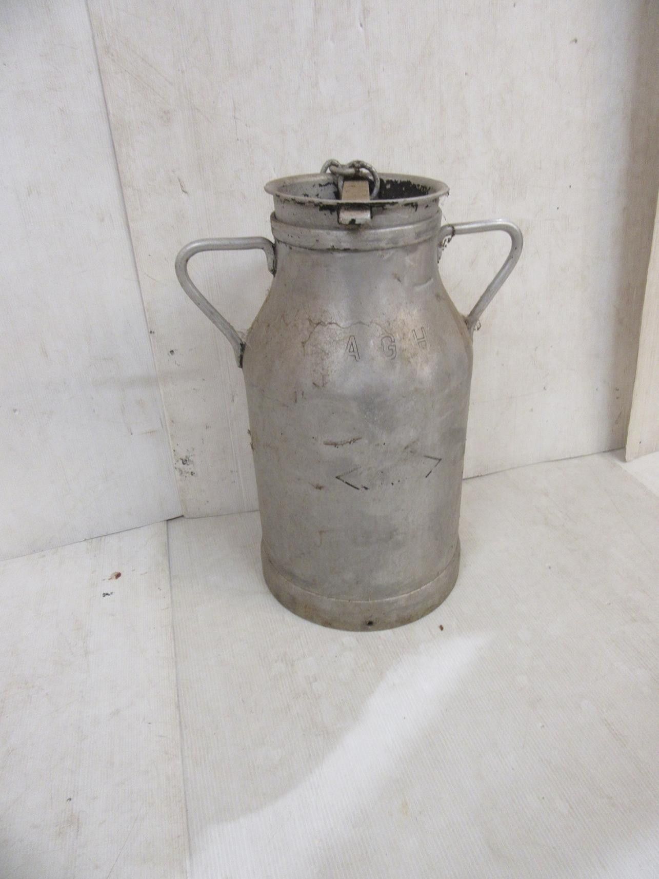 Objets d'art & Curiosités