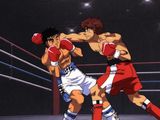 deux personnages d'anime qui se battent sur un ring de boxe dans une pièce sombre
