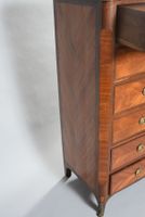 Chiffonnier en placage de bois de rose dans des encadrements… (photo 4)