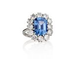 a blue sapphire and diamond ring
