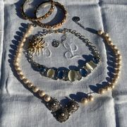Colliers et bracelets (24)