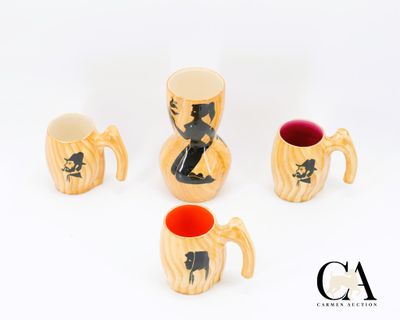 plusieurs modèles différents de tasses à café et de tasses ornées d'un chat