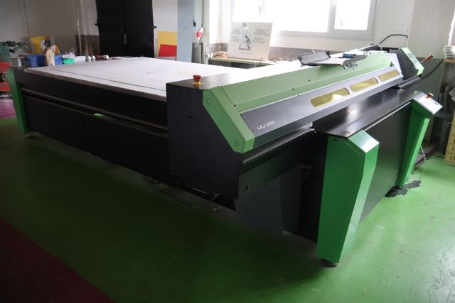 Imprimante UV à plat ROLAND modèle LEJ-640, maintenance non effec...