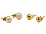 un lot de trois paires de boucles d'oreilles en or et perles