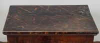 Commode de maîtrise en bois et placage d'acajou ouvrant par … (photo 2)