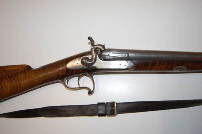 Fusil de chasse à percussion deux coups. Longs canons rubans… - Photo 1