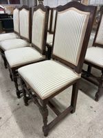 Suite de 8 chaises, piètement tourné réuni par une entretois… (photo 2)