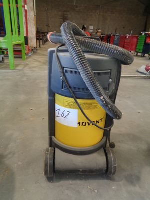 a machine that is sitting in the middle of a room