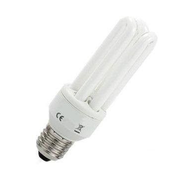 un gros plan d'une ampoule sur fond blanc