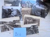 plusieurs vieilles photos en noir et blanc représentant un pont et un bâtiment