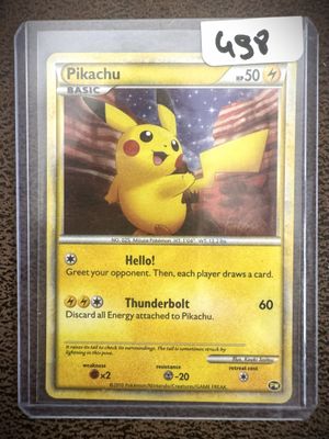 gros plan d'une carte pokemon sur une table