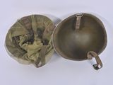 two pans that are sitting next to each other on a table