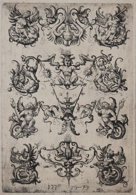 un dessin en noir et blanc représentant divers motifs sur une feuille