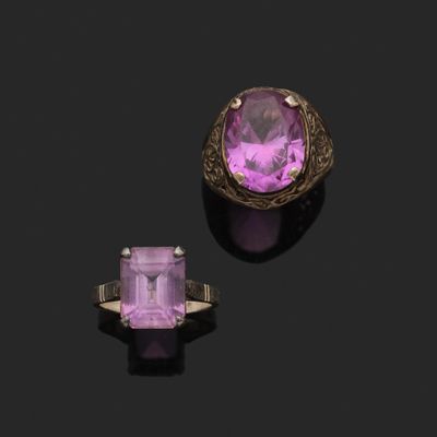 une bague en améthorate et diamants et une bague en améthorate et diamants
