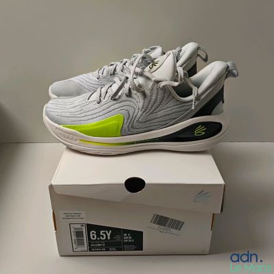 nike air zoom low grey volt volt yellow mens size 9 5 5 5 5 5 5 5 5 5 5 5 5 5 5 5