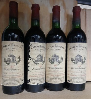 1982 Ch LANESSAN rouge , Medoc 1982 4 blles