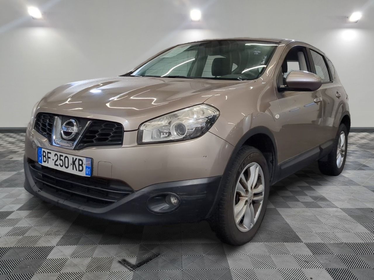 NISSAN - QASHQAI 1.5 DCI 106 ACENTA - GO - Mise en service: …