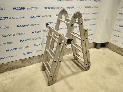 Inconnue - ÉChelle Multi-Positio…