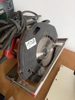 Une scie circulaire HILTI WSC 85.