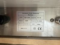 Machine à gyoza automatique, dimensions : 30x60x41 cm, non t… (photo 4)