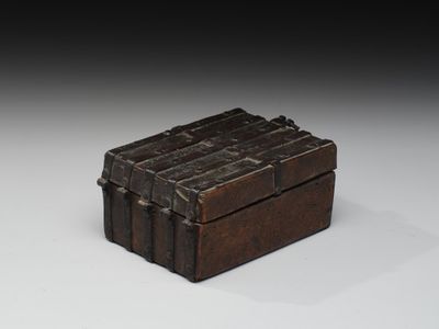 FRANCE, XVIème Coffret de messager à âme de bois recouvert d… - Photo 1