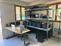 (Lots 201 à 210 : mobilier de bureau/informatique d'un éduca…