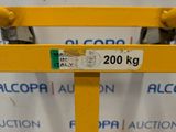 a label on the back of a forklift that reads 200 kg