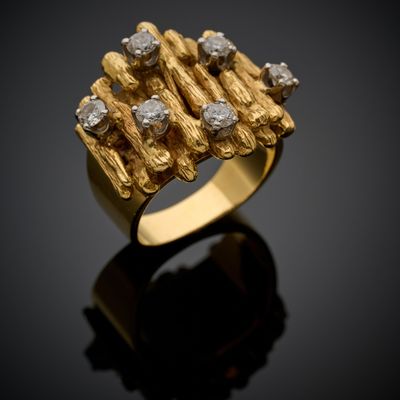 Bague en or jaune 750 millièmes, à motif organique sertie de six diama - Photo 1