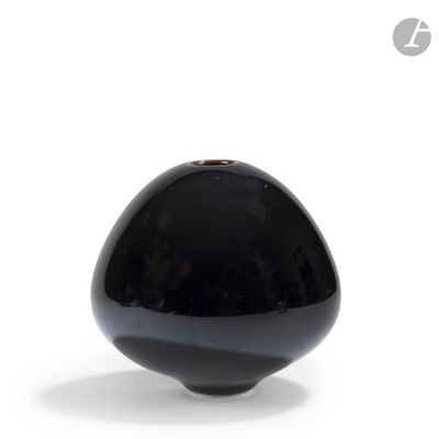 an image of a black vase on a white background