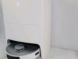 an image of a roombake that is in the corner of a room