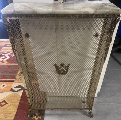 Cache radiateur laiton doré à motif rocaille plateau onyx (f…