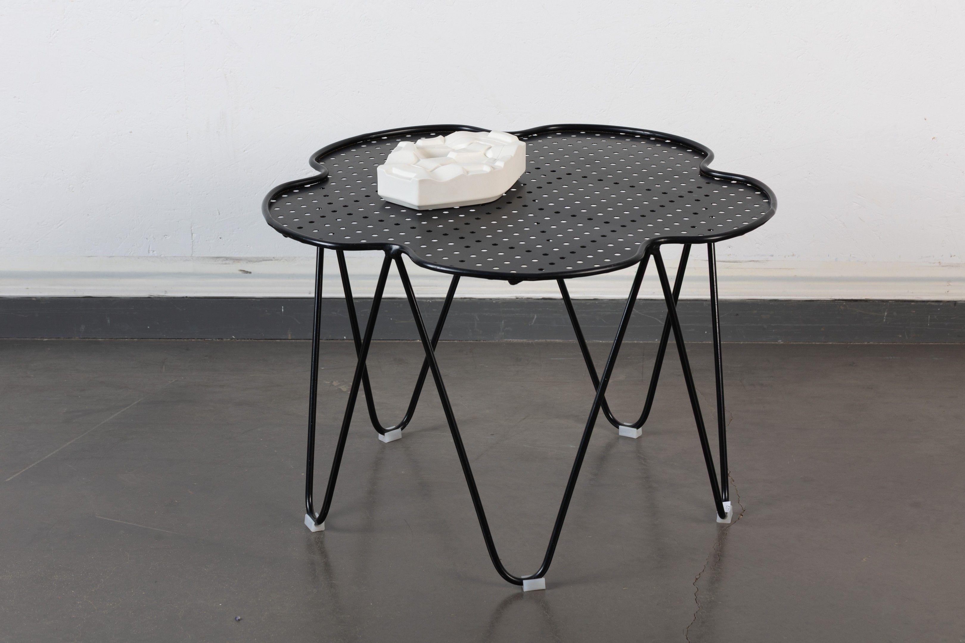 India MAHDAVI (née en 1962) pour Monoprix