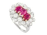 une bague en saphir rose et diamant