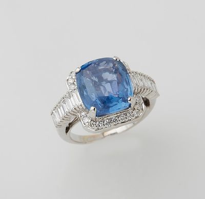 a blue sapphire and diamond ring