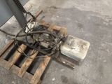 a machine that is sitting on top of a pallet