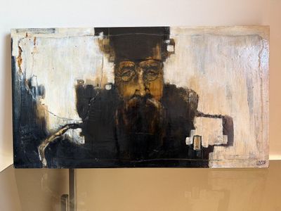un tableau représentant un homme barbu assis sur une étagère